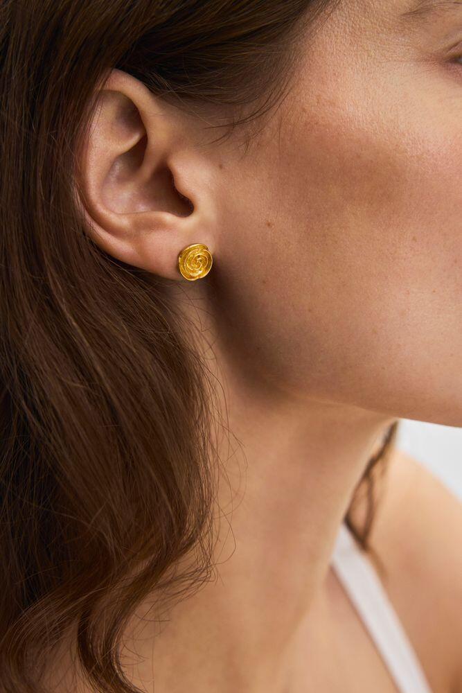 Rose ørestikker - forgyldt